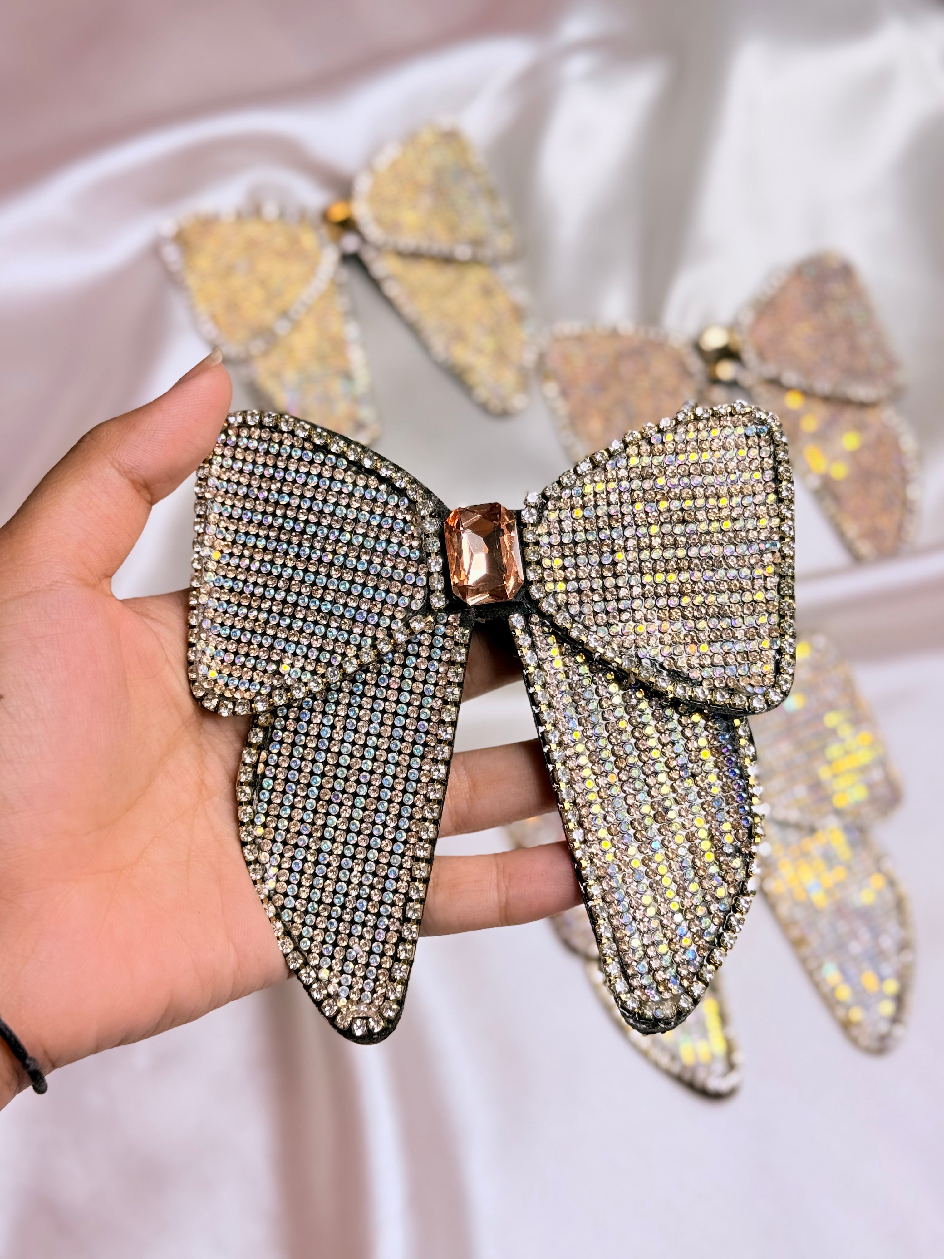 DIAMOND DRIP HAIR BOW